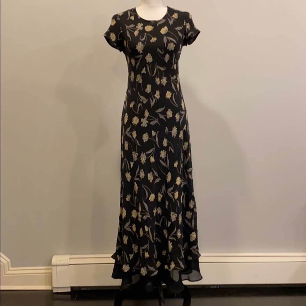 ET Vous Floral Print Maxi Dress